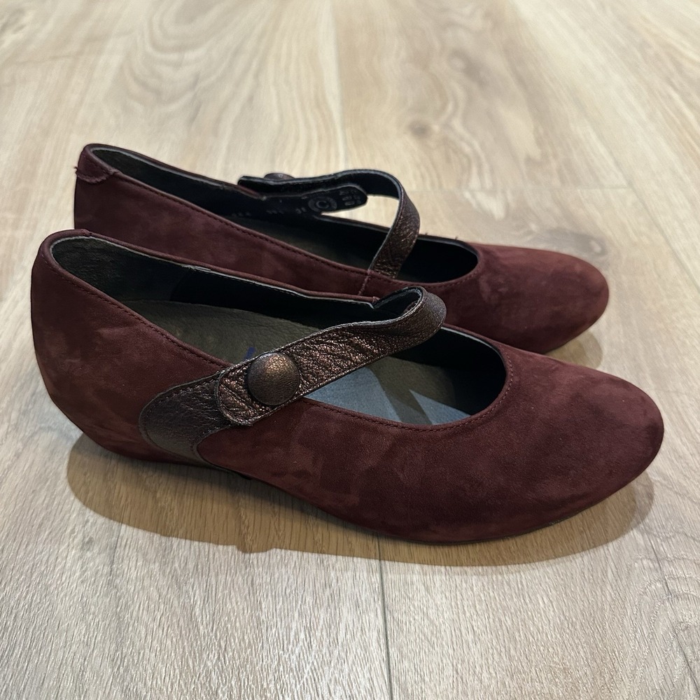WOLKY Shoes Women Sz 38 US 7/7.5 Leather Z-Strap Mary Jane Comfort Wine Suede